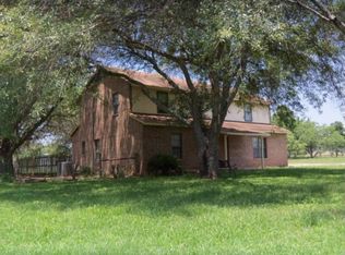 296 Bunny Trl, Seguin, TX 78155