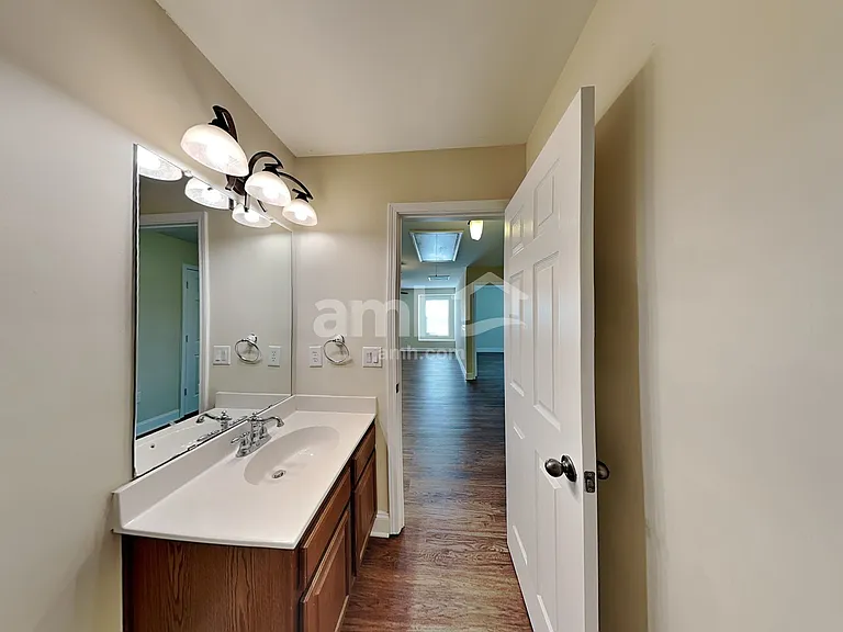 419 Annaberg Ln — Photo 16