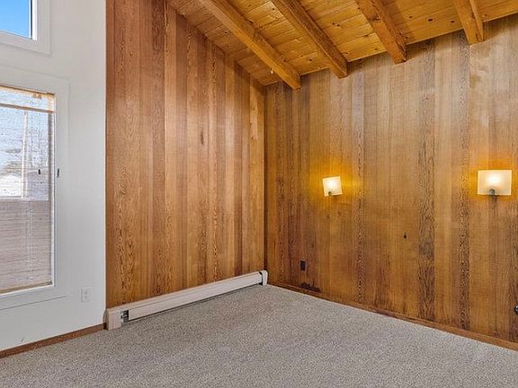 4th image of 215 1st Ave