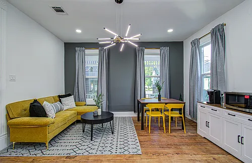1811 Washington Ave #B Photo 1