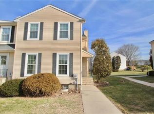 9 Pero Ct, Sayreville, NJ 08872