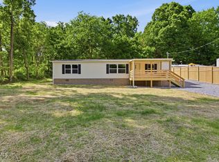 1030 Fishpond Rd, Chuckey, TN 37641