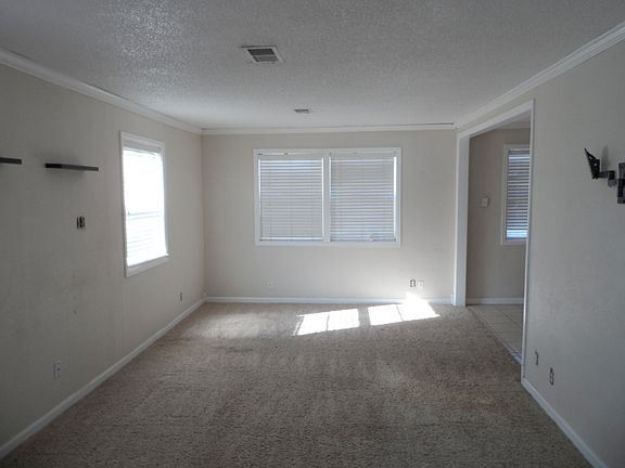 2nd image of 323 2nd Ave #1/2