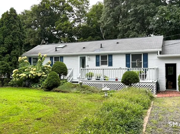17 Blaine Avenue, Clinton, CT 06413