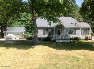 3740 Lake Harbor Rd, Muskegon, MI 49441