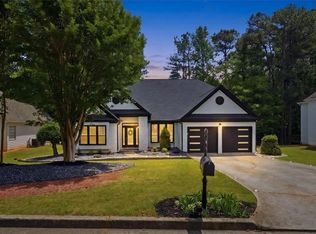 330 Shady River Trce, Roswell, GA 30076
