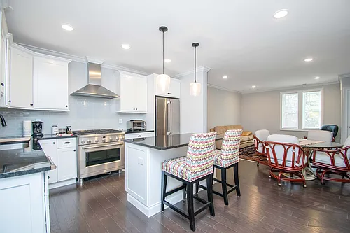 3 Arlington Rd #201 Photo 1