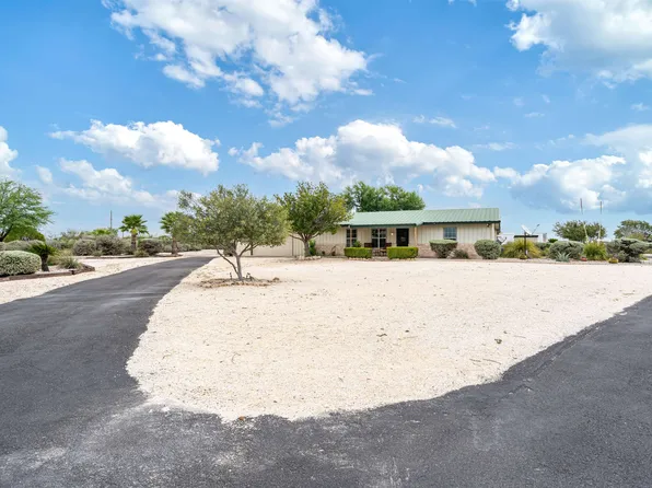 724 Burk Rd, Del Rio, TX 78840