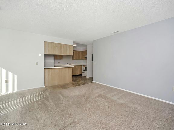 2nd image of 1356 Westover St #103