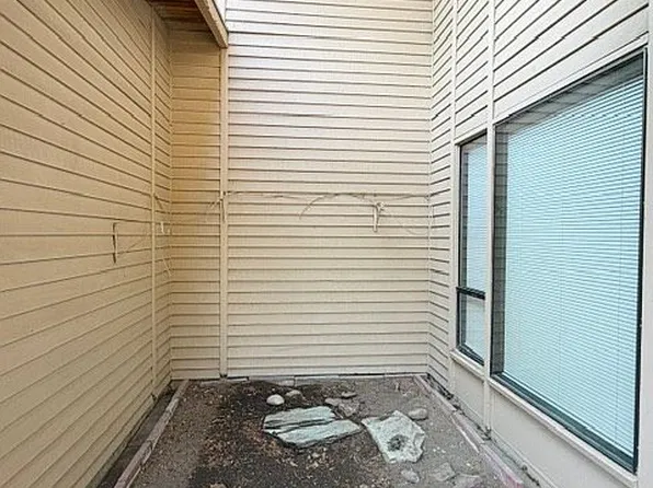 1633 Mowry Sq #102, Richland, WA 99354
