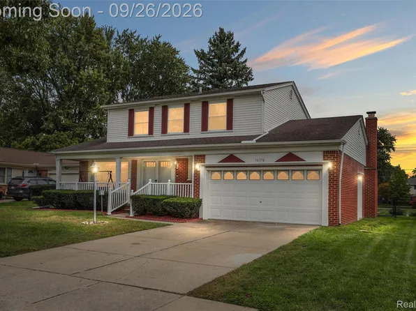 16316 Golfview St, Livonia, MI 48154