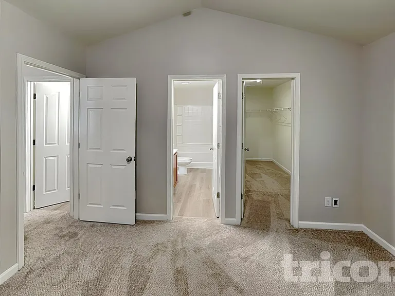 2419 Shad Ct — Photo 9