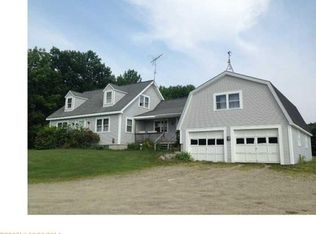 53 S Taylor Rd, Mount Vernon, ME 04352