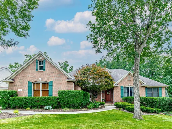 755 Quinlan Ct, Crown Point, IN 46307