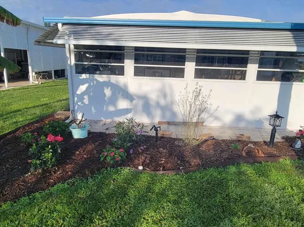 69 Golf Drive, Port St Lucie, FL 34952