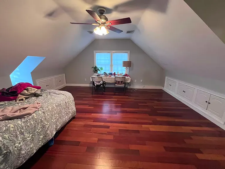 1002 Grove St #1 — Photo 11