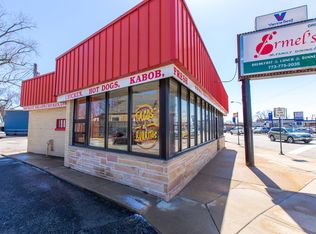 5773 N Northwest Hwy #302, Chicago, IL 60631