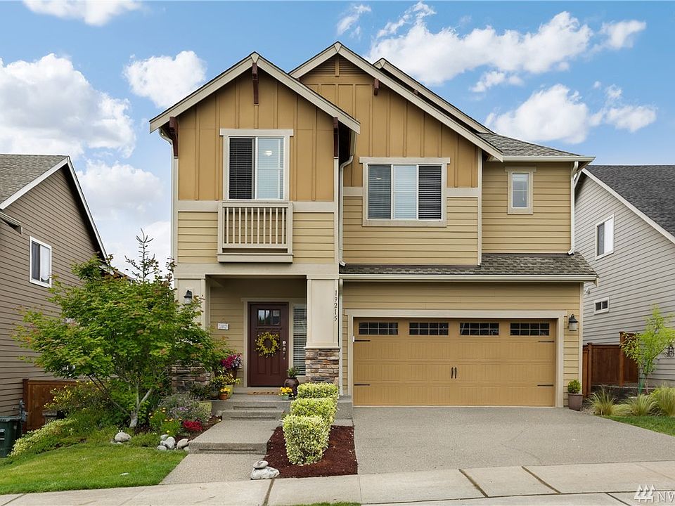 1st image of 19215 Village Ct E