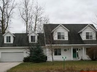 3187 High Country Ct, Green Bay, WI 54313