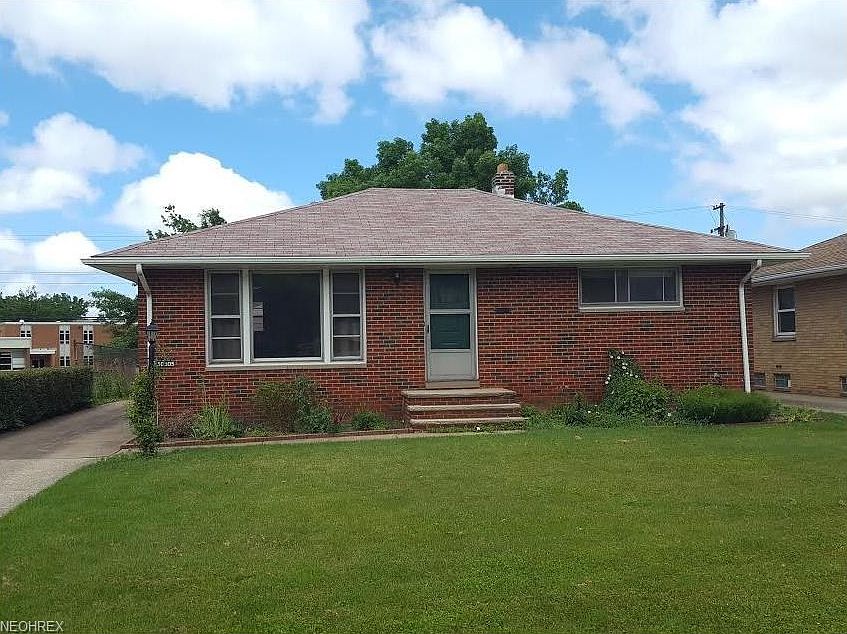 1st image of 30905 Ronald Dr