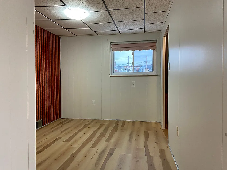 2nd floor bedroom 2