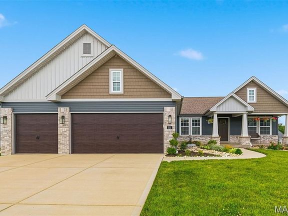2nd image of 311 Carolyn Cir
