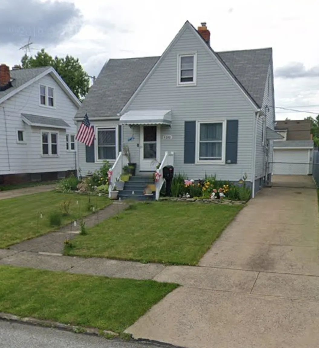 4 bed, 1636 sqft, $1,600 — Photo 1