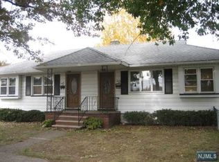 29-31 Grant St, East Rutherford, NJ 07073