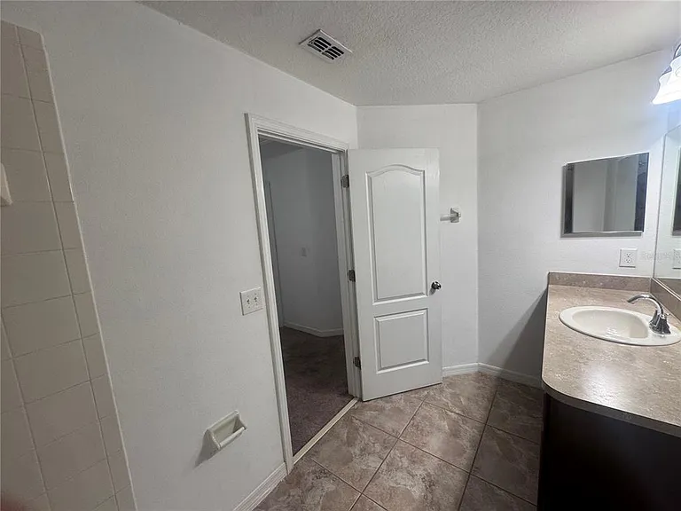 2853 Adelaide Ct — Photo 19