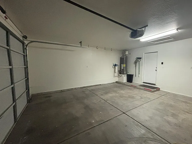 5036 E Catalina Ct — Photo 12
