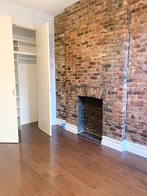 Rented by Voro New York | media 9