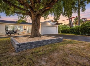 Hollywood Lakes Section, Hollywood, FL 33019