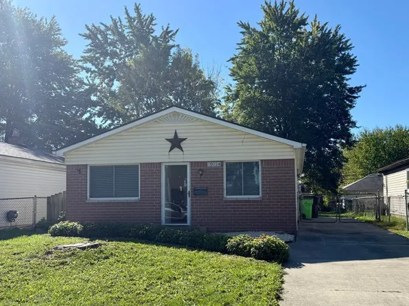 19114 Minnesota St, Roseville, MI 48066