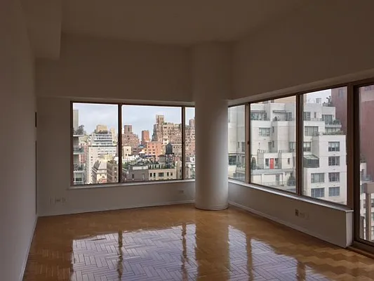 Rented by Royal Operation System | media 29