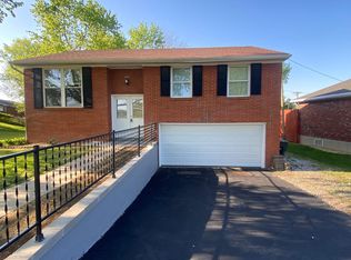 108 Janie Ln, New Albany, IN 47150