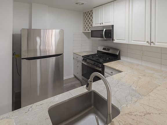 3rd image of 394 S Harrison St APT 509