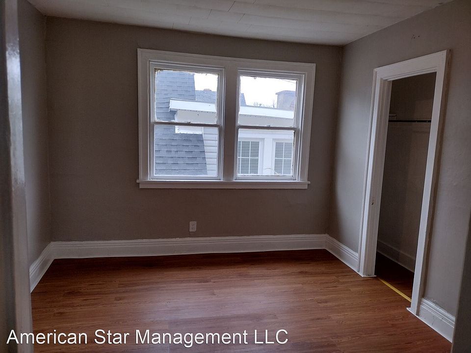 1st image of 107 Herkimer St #4