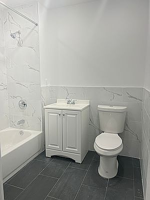 2nd image of 2590 Heath Ave Floor 1