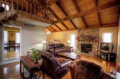 5th image of 4922 Highpoint Dr NE