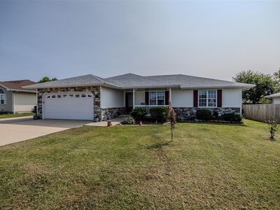 1428 Nathaniel Dr, Lebanon, MO, 65536