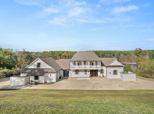 220 Cypress Village Dr #15-16-17, Many, LA 71449