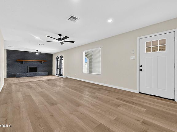 5th image of 4528 N 50TH Avenue
