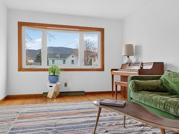 2nd image of 21 S Brett Street