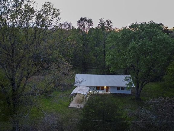 2nd image of 1025 Turnage Rd