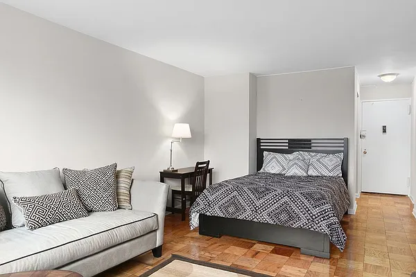 Sold by Corcoran | media 10