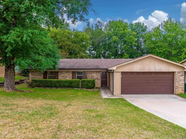 1207 Chad St, Longview, TX 75604
