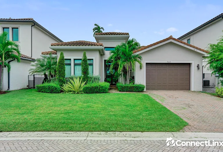 5663 Brookfield Cir — Photo 6