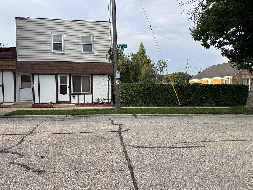 1st image of 2701 Douglas AVENUE