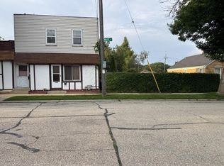 2701 Douglas Ave, Racine, WI 53402