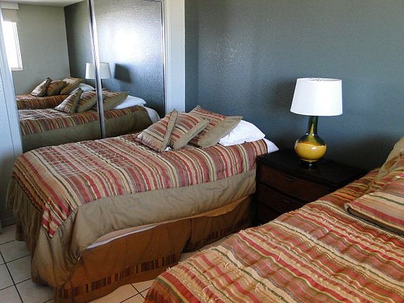 4th image of 5600 Gulf Blvd #1001